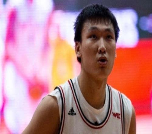 媒體人：淡厚然的選擇更具長遠發展眼光他在NCAA的水平顯著提升