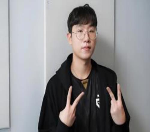 Ruler：如果重新出生不會選擇當英雄聯盟職業(yè)選手會選擇培養(yǎng)Kiin這樣的兒子