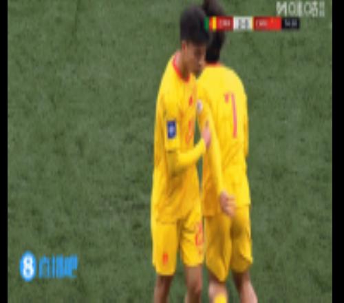 第75分鐘王鈺棟被換下，謝文能替補登場