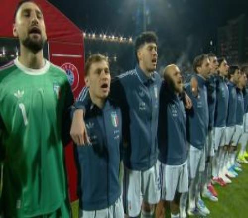 今夜一戰(zhàn)定乾坤！賽前意大利眾將以及加圖索、布馮高唱國歌