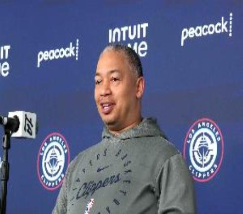 泰倫盧：本賽季我不配年度最佳教練這得基于整個(gè)賽季表現(xiàn)