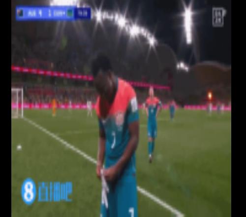 致敬迈克尔杰克逊！伊兰昆达进球后戴上白手套，跳“摸裆”舞