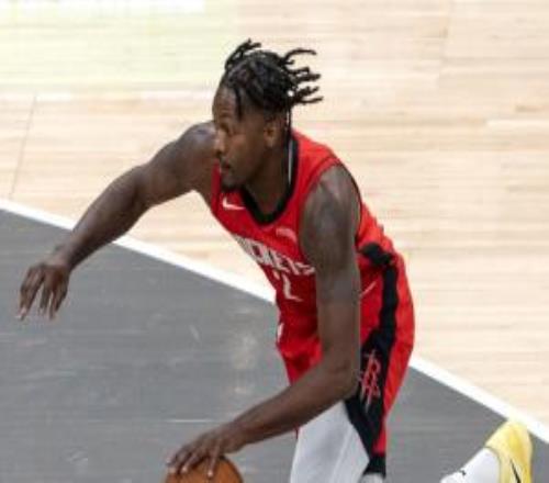 4年5270.5萬(wàn)引援沒(méi)救了芬尼近3場(chǎng)都被DNP此前連續(xù)2場(chǎng)得分掛零