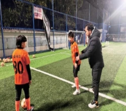 扎根合肥從事青訓！前中遠球員詹可強：我想為安徽足球做點實事