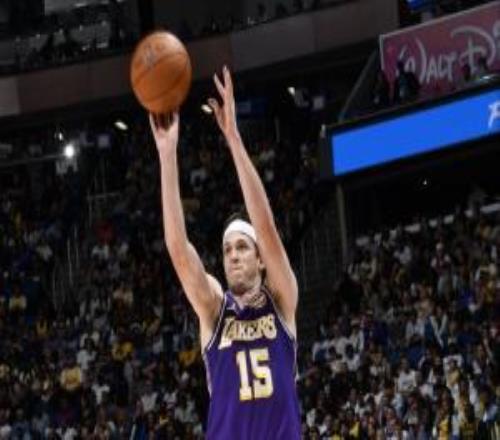 湖人三月15胜2负！里夫斯：我们状态很好大家都为彼此而战