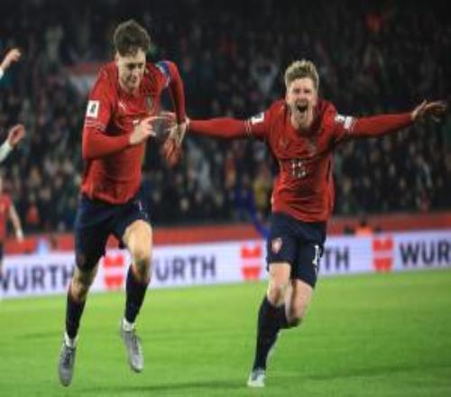 捷克点球53丹麦时隔20年重返世界杯霍伊伦、延森失点科瓦尔扑点