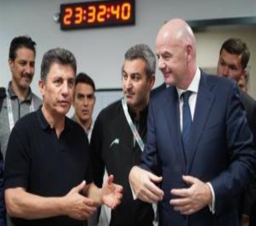 現(xiàn)場觀戰(zhàn)伊朗！因凡蒂諾：FIFA不涉政治，但會盡力讓伊朗去世界杯