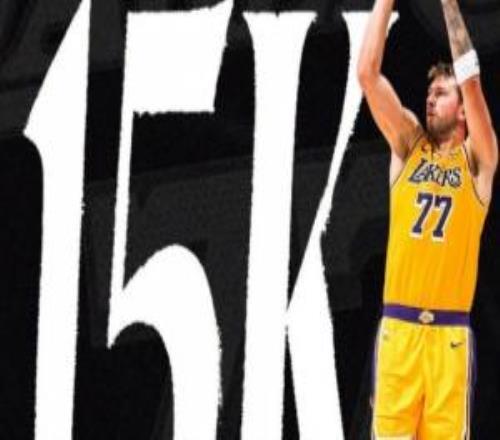 才第8年！東契奇兩罰命中砍下本場(chǎng)第33分！生涯總得分突破1w5大關(guān)