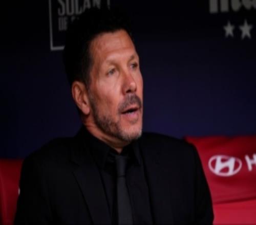 世體：聯賽對巴薩西蒙尼面臨用人難題，難以湊出體能充沛的11人