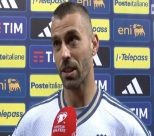 斯皮納佐拉：又要目睹一屆沒意大利的世界杯了，看到隊友哭很心痛