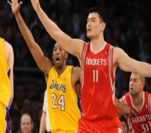 巴蒂尔：防科比我至少能干扰到出手角度但防KD时我如同不存在