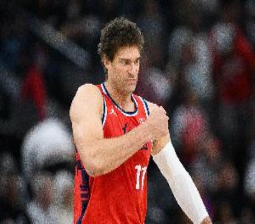 让38岁的大洛打了36分钟！泰伦卢：这确实是个需要担心的事