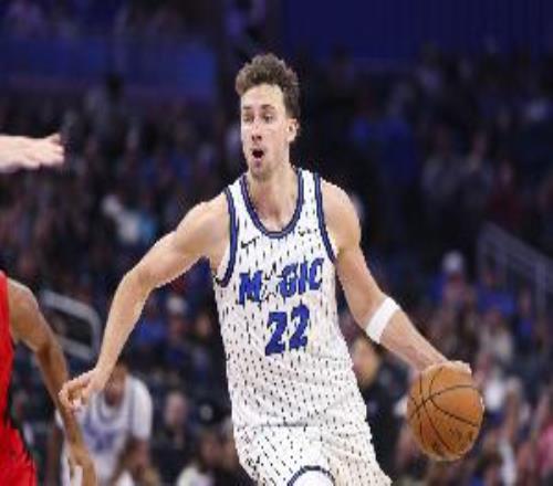 复出找找感觉！小瓦格纳13投5中&三分6中0拿到12分2助攻