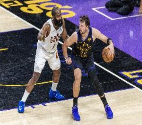 老瑞秋稱(chēng)東契奇防守差不夠MVP球迷回懟：自相矛盾支持哈登時(shí)不提