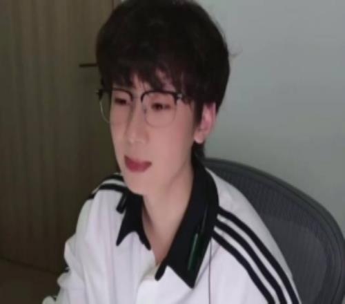 Baolan：烏茲最后奪冠就是來一個莫名其妙CS輸決賽概率也不是0啊