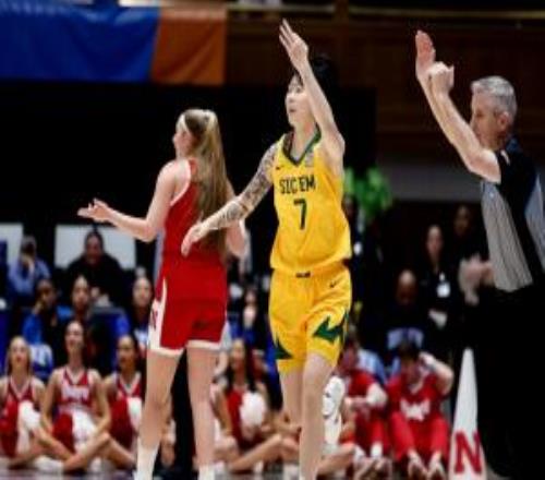 直播吧：邓雨婷预计5月份回国中国女篮计划招其入队集训