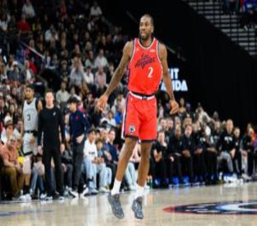 媒体人：小卡每次赛前两个小时开始练今天赛前一直手腕不舒服