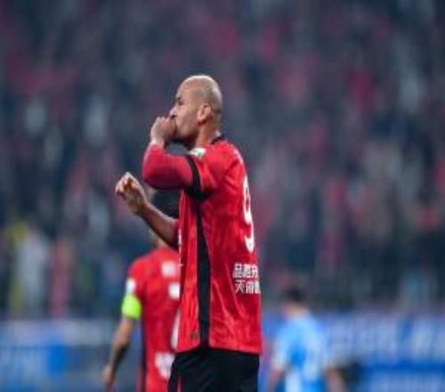 4分領跑！蓉城51大勝西海岸費利佩戴帽韋林頓傳射拜合拉木造2球