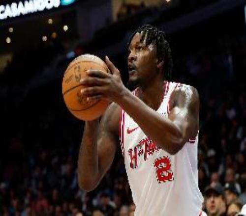 連續(xù)四場(chǎng)DNP結(jié)束！芬尼史密斯終于獲得出場(chǎng)時(shí)間4中3拿到7分