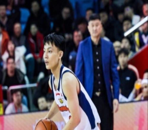 穿针引线!徐杰8中3拿8分6板11助0失误正负值+28最高