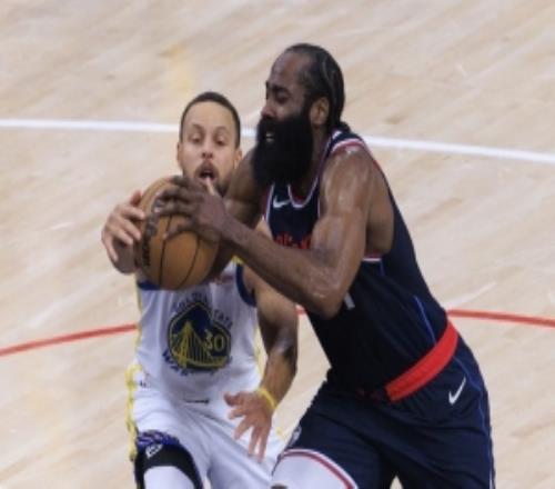 香波特：庫(kù)里讓每個(gè)人都必須投三分哈登讓每個(gè)人都要有技能包