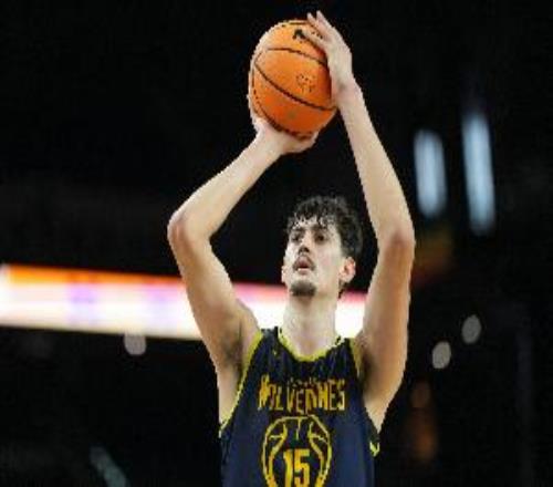 內線高塔！馬拉瘋狂吃餅16中11高效砍下26分9板3助2帽