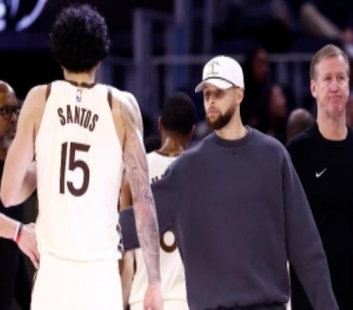 库里：在场边观战学习到拼劲期待和波津搭档&桑托斯进步很大