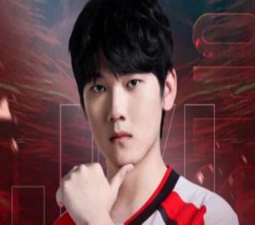 調(diào)整好了！A爆炸球果激活fengyue！JackeyLove兩局表現(xiàn)亮眼力壓Hope！