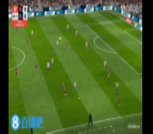 坎塞洛禁區(qū)前突破倒地要犯規(guī)，裁判沒有進行判罰