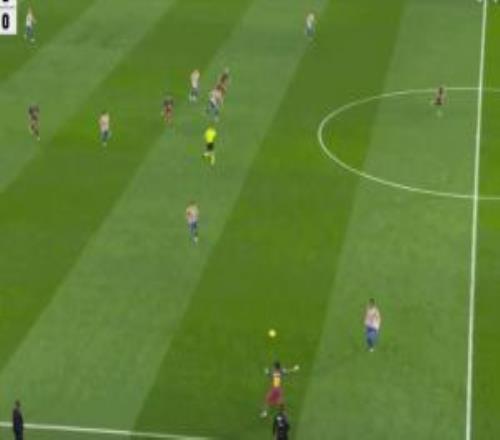 天賦滿滿！亞馬爾穿襠過人后外腳背精妙長傳，閃轉(zhuǎn)騰挪連過四人