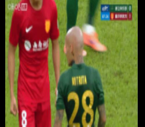 兩度薅頭發(fā)染紅！米特里策直紅符合暴力行為，大概率至少停賽3場(chǎng)