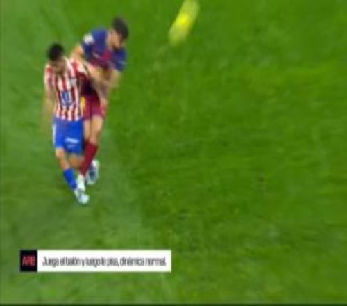 直紅改黃！馬競12巴薩裁判錄音：馬丁先踢到球后踩踏是正常動作