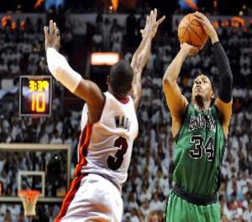 皮爾斯：貝弗利總說些爭議言論韋德不該跟他吵換我根本不搭理他