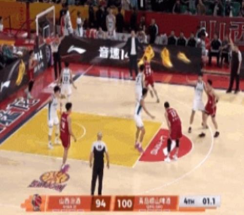 為時已晚！蓋伊最后1.1秒接球命中高難度壓哨三分球