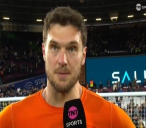 盧卡斯佩里：我們此前研究過對手的點球習慣，特別是鮑文的點球