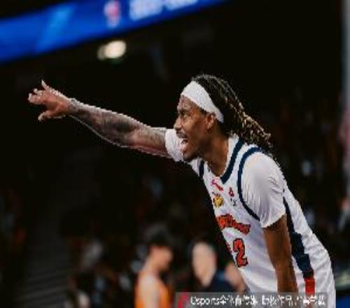 師傅你是干什么工作的麥考爾半場7中1&三分3中0僅得5分2助2斷