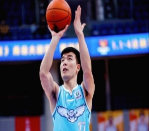 媒體人：有了呂俊虎的神勇發(fā)揮泰肖恩克勞福德又躺平了一場