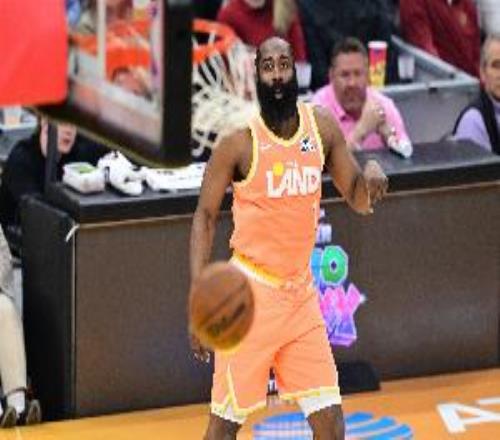 手感还得调！哈登首节10分钟5中2&三分3中1拿到6分2板1助1断