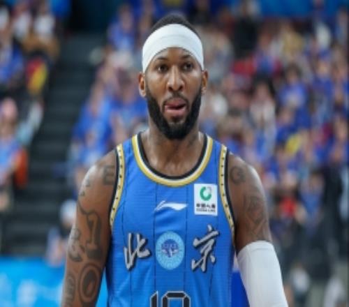 火力全開！杰曼幾乎打滿首節(jié)7中5&三分4中2轟14分命中壓哨三分