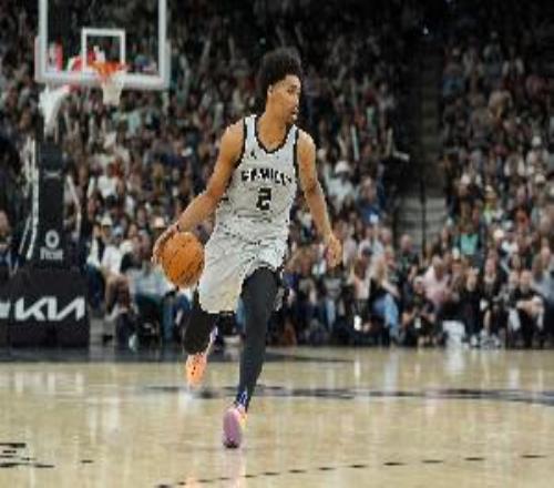 米奇：哈珀極具天賦能洞察場(chǎng)上局勢(shì)訓(xùn)練刻苦相信他會(huì)不斷進(jìn)步