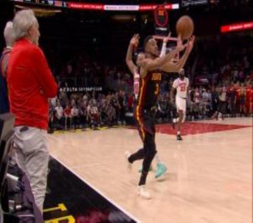 險(xiǎn)些1.5秒6分締造神跡！CJ半場(chǎng)跑投絕平三分超時(shí)一丟丟??！