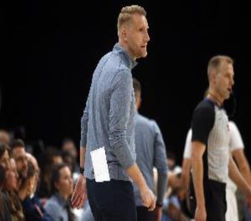 灰熊主帅：有点遗憾只是追平联盟单场三分球纪录我为队员们骄傲