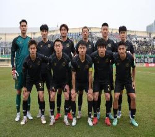 足球報(bào)：中乙溫州隊(duì)異地搬遷2年虧損800萬(wàn)發(fā)求救信尋求轉(zhuǎn)讓股份