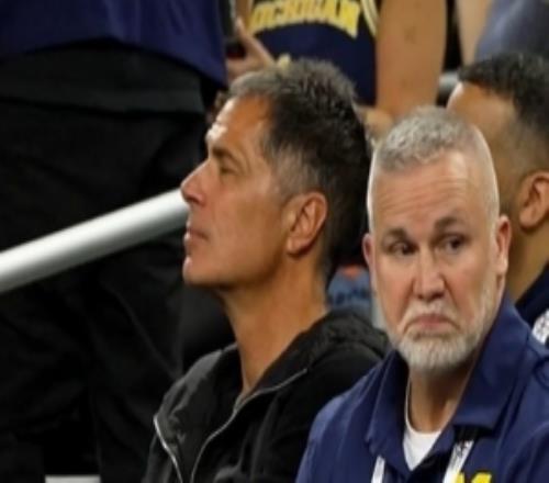 曾隨密歇根五虎征戰(zhàn)！佩林卡現(xiàn)場(chǎng)觀戰(zhàn)NCAA決賽給母校加油