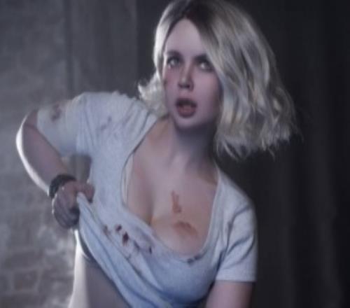 身材太傲人頂級(jí)洋女COSER《生化9》格蕾絲