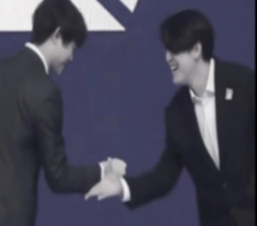 LPL赛事整活：名帅的顶级博弈