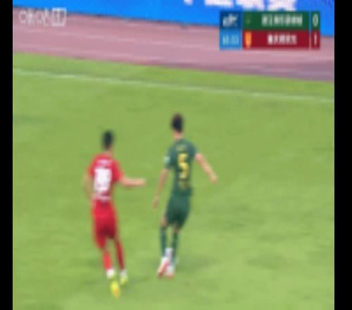 杜月徵回應(yīng)：無攻擊劉浩帆的行為，拉倒他是想戰(zhàn)術(shù)犯規(guī)讓隊(duì)醫(yī)進(jìn)場