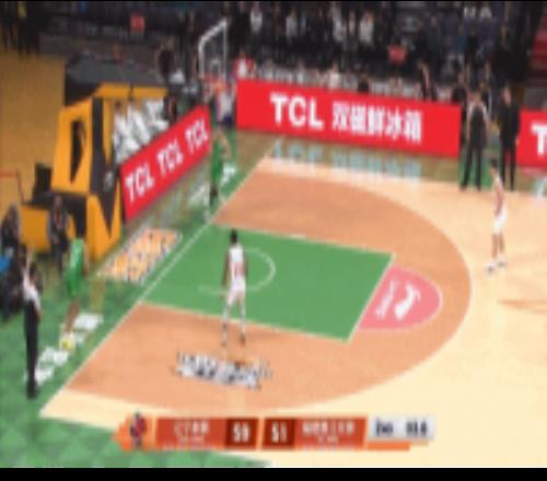 完美战术！辽宁后场发球哈维不停球助攻付豪打进压哨两分