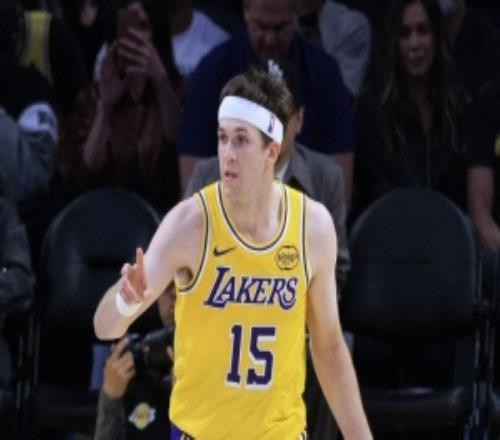 阿里納斯：里夫斯可不急著復(fù)出他怕季后賽拉跨毀了到手的大合同