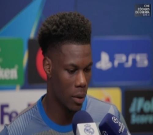 瓊阿梅尼：塔對姆巴佩犯規(guī)是否紅牌我沒看清，但我的犯規(guī)不該染黃